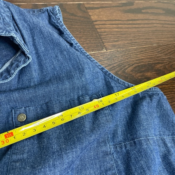 Women's Medium Anne Klein Blue Denim Vest with Tie Front 💙👕 - Picture 8 of 8